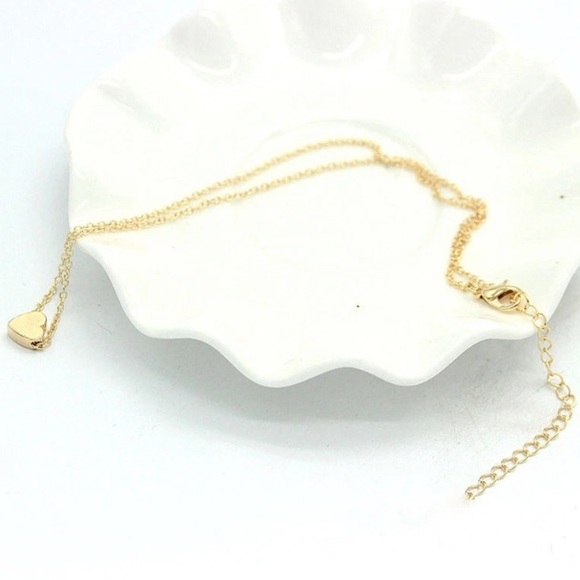 3/$30 Petite Heart Gold Choker Boho Necklace - Picture 2 of 2